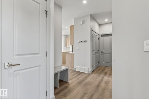 5250 47 Avenue, Calmar, AB - Indoor Photo Showing Other Room