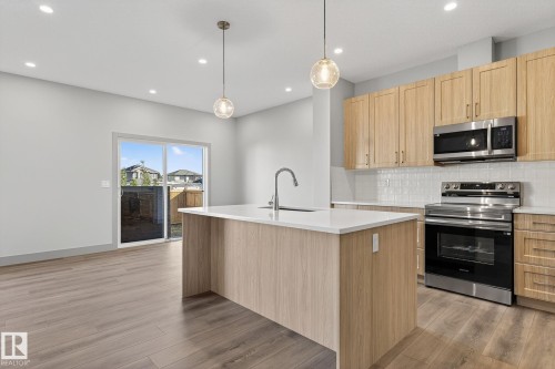5250 47 Avenue, Calmar, AB - Indoor Photo Showing Kitchen