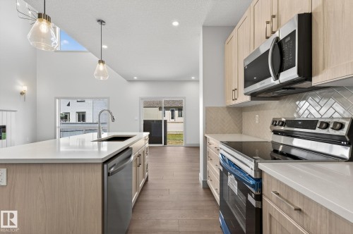5254 47 Avenue, Calmar, AB - Indoor Photo Showing Kitchen With Stainless Steel Kitchen With Upgraded Kitchen