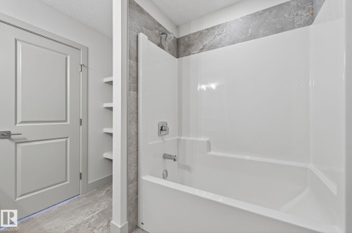 5254 47 Avenue, Calmar, AB - Indoor Photo Showing Bathroom