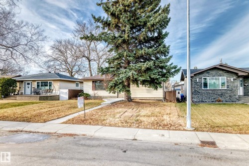 9126 152 St, Edmonton, AB - Outdoor
