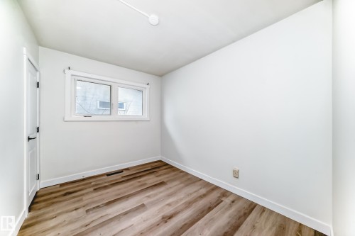 9126 152 St, Edmonton, AB - Indoor Photo Showing Other Room