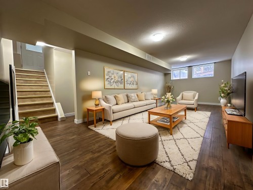 5203 51A Avenue, Rural Sturgeon County, AB - Indoor