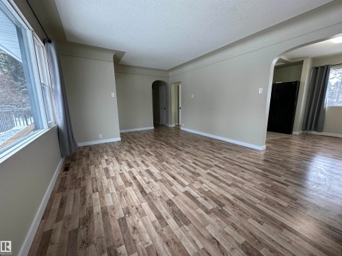 5203 51A Avenue, Rural Sturgeon County, AB - Indoor Photo Showing Other Room