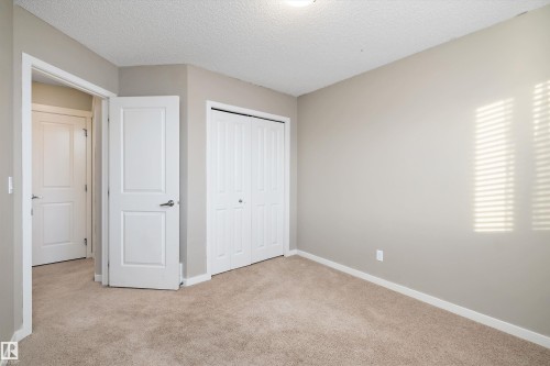 5247 20 Avenue Sw, Edmonton, AB - Indoor Photo Showing Other Room