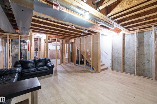 5247 20 Avenue Sw, Edmonton, AB - Indoor Photo Showing Basement