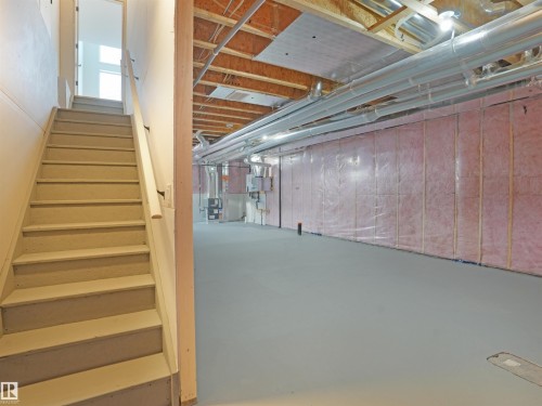 17326 98A Street, Edmonton, AB - Indoor