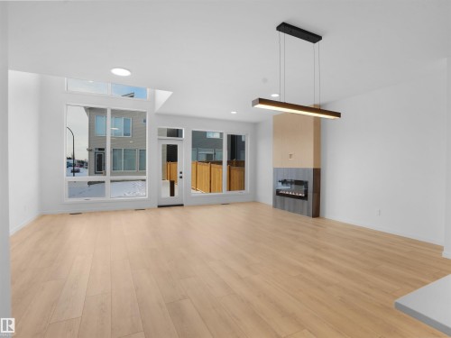 17326 98A Street, Edmonton, AB - Indoor With Fireplace