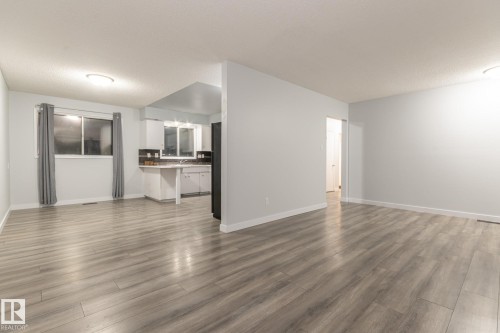 13524 66 Street, Edmonton, AB - Indoor