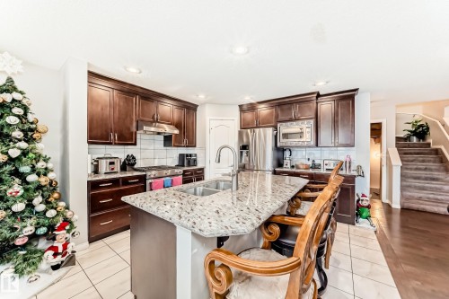 1704 158 Street, Edmonton, AB - Indoor Photo Showing Kitchen With Stainless Steel Kitchen With Double Sink With Upgraded Kitchen