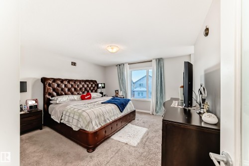 1704 158 Street, Edmonton, AB - Indoor Photo Showing Bedroom