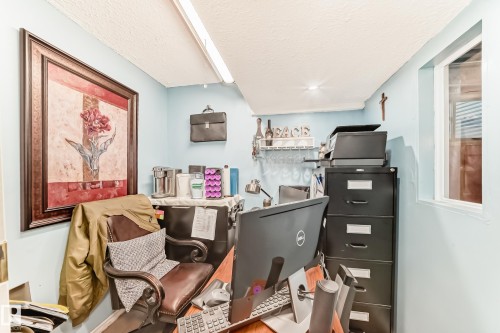 1704 158 Street, Edmonton, AB - Indoor