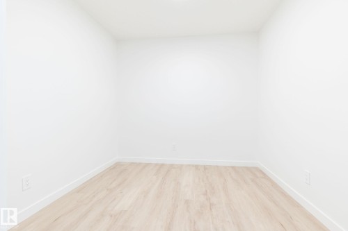 20624 43 Avenue, Edmonton, AB - Indoor Photo Showing Other Room