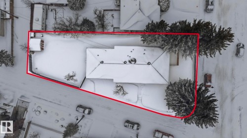 14604 Mackenzie Drive, Edmonton, AB - Indoor Photo Showing Other Room