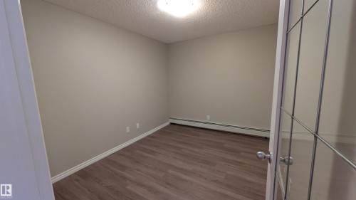 500 10311 111 Street Nw, Edmonton, AB - Indoor Photo Showing Other Room