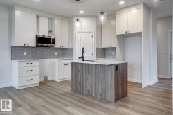 34 FICUS Way  Fort Saskatchewan, AB T8L 0Z6