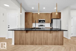 1325 KESWICK Drive  Edmonton, AB T6W 4V8