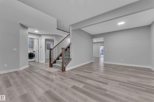 3415 25 Street, Edmonton, AB - Indoor Photo Showing Other Room