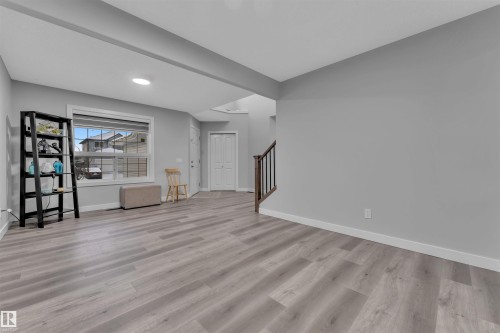 3415 25 Street, Edmonton, AB - Indoor Photo Showing Other Room