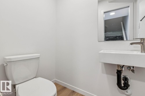 8128 228 Street, Edmonton, AB 