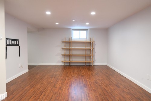 11622 123 Street, Edmonton, AB - Indoor