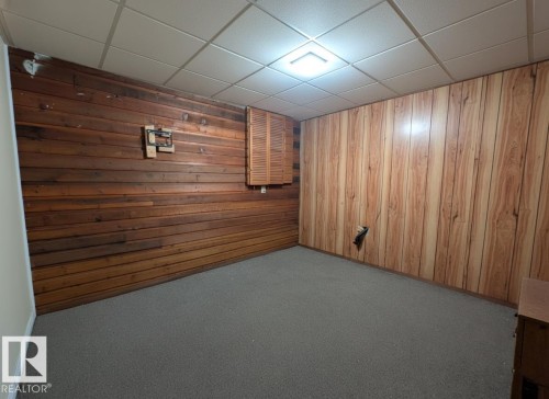 46 Mcleod Place, Edmonton, AB - Indoor Photo Showing Other Room