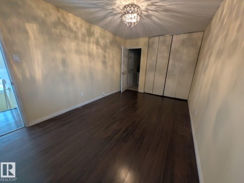 46 Mcleod Place, Edmonton, AB - Indoor Photo Showing Other Room