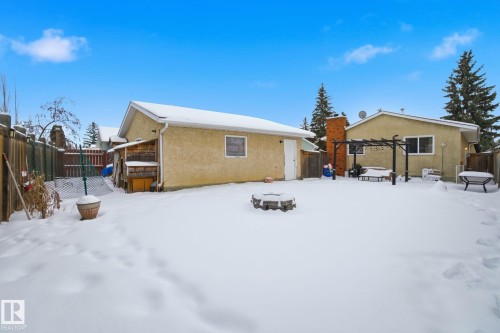9904 171 Avenue Nw, Edmonton, AB - Outdoor