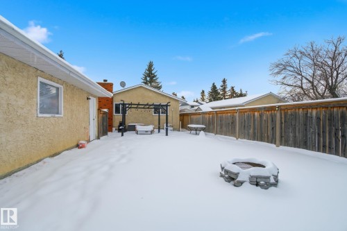 9904 171 Avenue Nw, Edmonton, AB - Outdoor