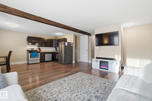 9904 171 Avenue Nw, Edmonton, AB - Indoor