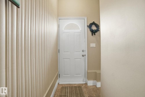9904 171 Avenue Nw, Edmonton, AB - Indoor Photo Showing Other Room