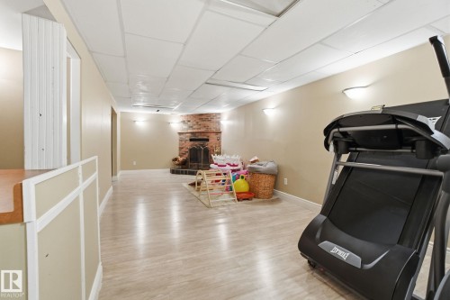 9904 171 Avenue Nw, Edmonton, AB - Indoor Photo Showing Other Room