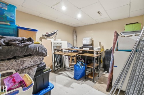 9904 171 Avenue Nw, Edmonton, AB - Indoor