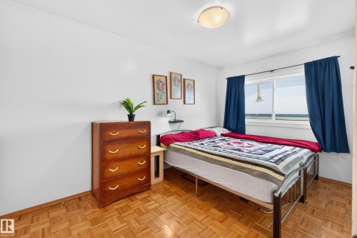 10801 156 Street, Edmonton, AB - Indoor Photo Showing Bedroom