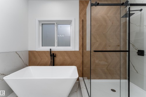 2402 63 Avenue, Rural Leduc County, AB - Indoor Photo Showing Bathroom