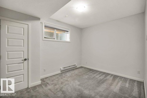 2635 12 Avenue, Edmonton, AB - Indoor Photo Showing Other Room