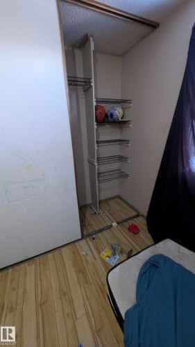 4 Amberly Crest, Edmonton, AB - Indoor Photo Showing Other Room