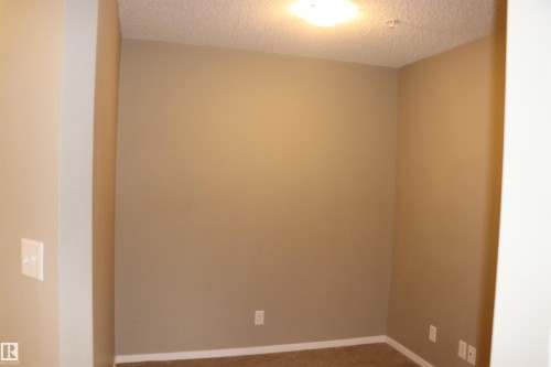 312 3207 James Mowatt Trail, Edmonton, AB - Indoor Photo Showing Other Room