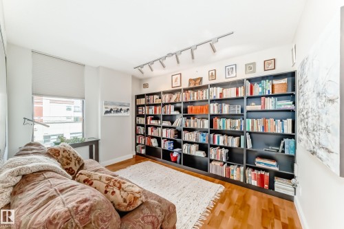 404 10028 119 Street, Edmonton, AB - Indoor