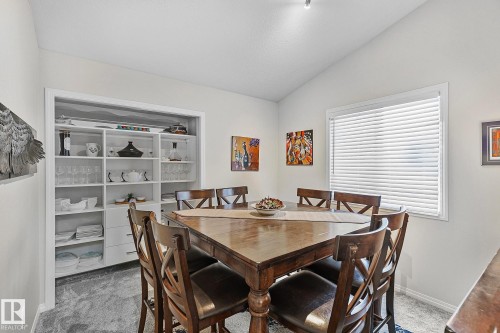 1035 Macewan Close, Edmonton, AB - Indoor Photo Showing Dining Room