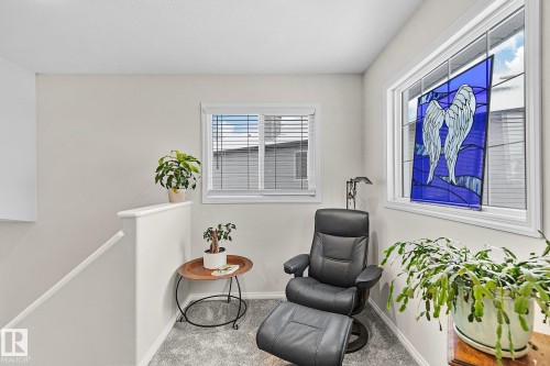 1035 Macewan Close, Edmonton, AB - Indoor