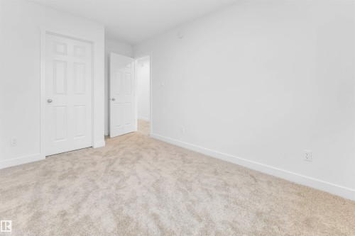 18904 29 Avenue, Edmonton, AB - Indoor Photo Showing Other Room
