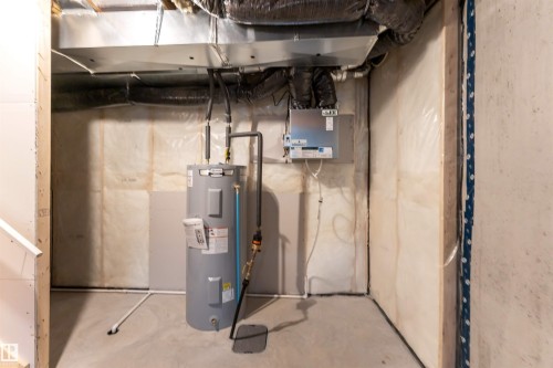 18904 29 Avenue, Edmonton, AB - Indoor Photo Showing Basement