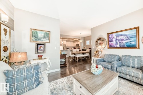 18136 76 Street, Edmonton, AB - Indoor Photo Showing Living Room
