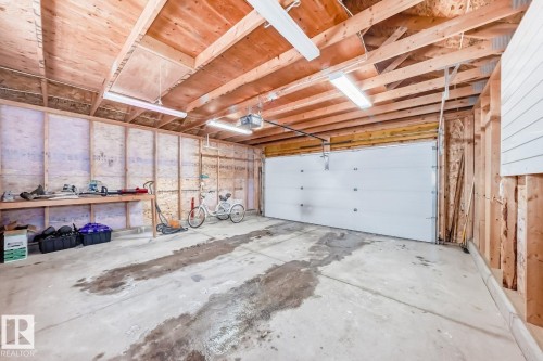 18136 76 Street, Edmonton, AB - Indoor Photo Showing Garage