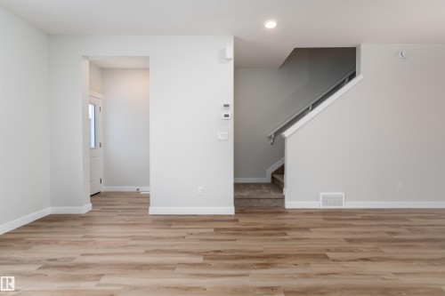 8532 96 Avenue, Morinville, AB - Indoor Photo Showing Other Room