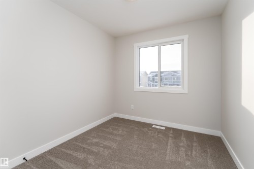 8532 96 Avenue, Morinville, AB - Indoor Photo Showing Other Room