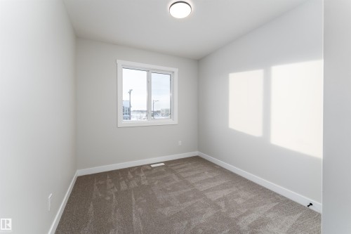 8532 96 Avenue, Morinville, AB - Indoor Photo Showing Other Room