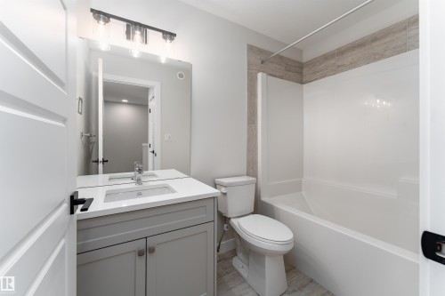 8532 96 Avenue, Morinville, AB - Indoor Photo Showing Bathroom