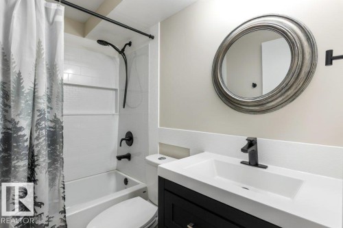 9808 91 Street, Fort Saskatchewan, AB - Indoor Photo Showing Bathroom